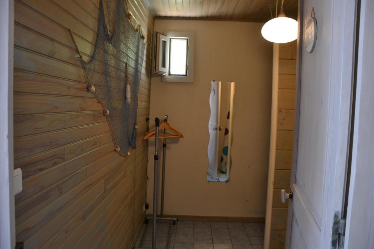 Bienvenue Dans Notre Gite Naves  Exterior foto